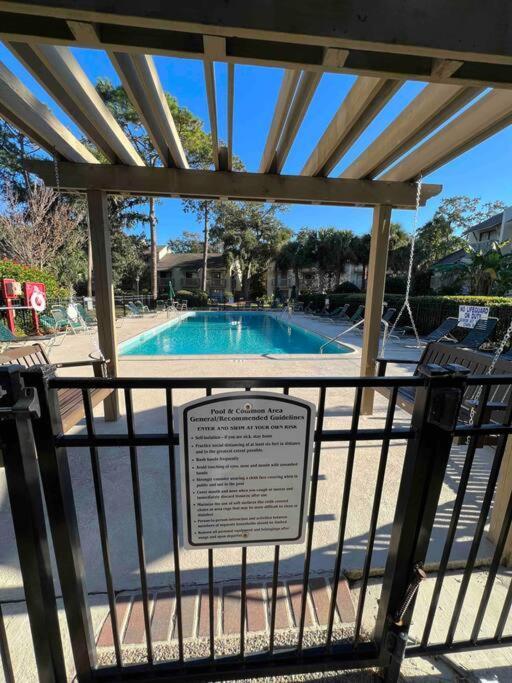 Spacious, Cozy Villa W/Parking In Coligny Villas Hilton Head Island Eksteriør billede