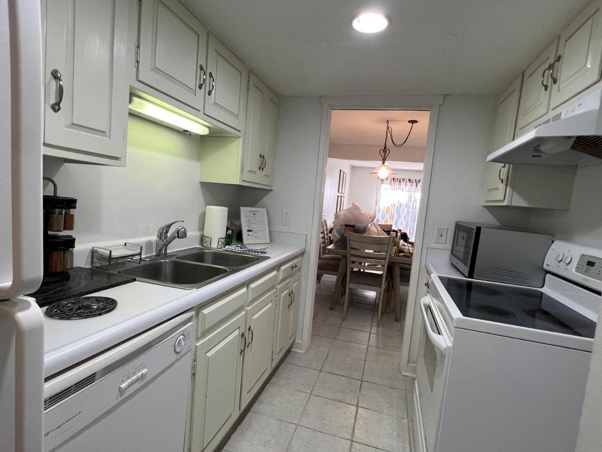 Spacious, Cozy Villa W/Parking In Coligny Villas Hilton Head Island Eksteriør billede